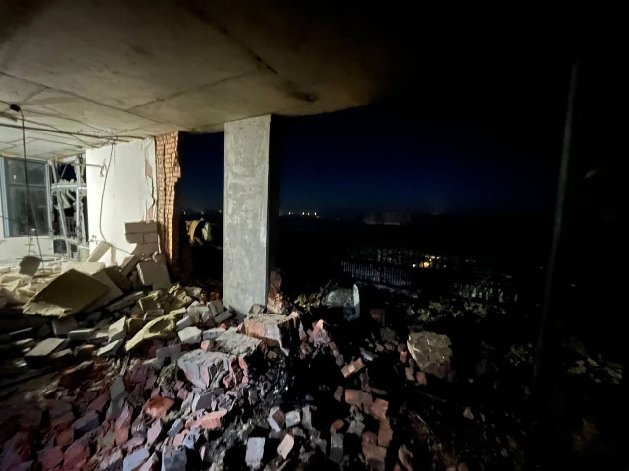 Наша пісня гарна, нова: у Києві 1170 будинків залишились без тепла, коли відновлять опалення 4