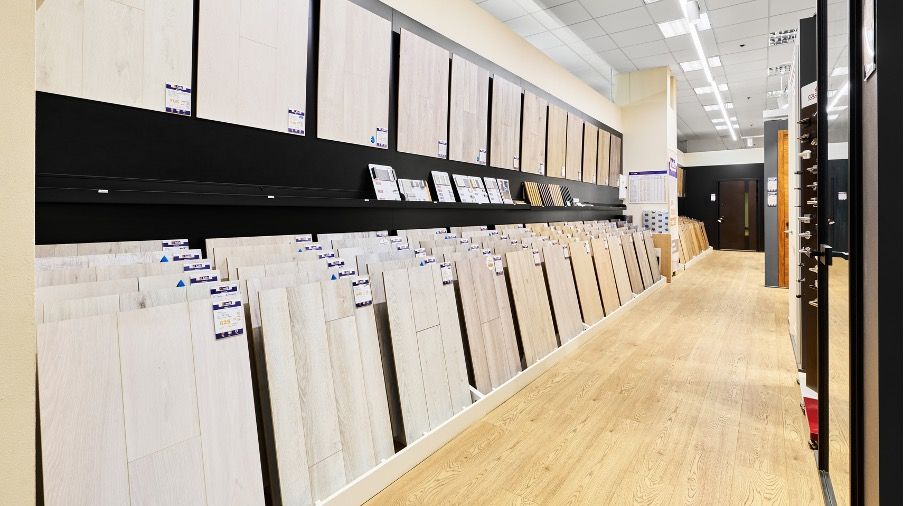 HOLZ розширює мережу салонів в Україні: як змінюється ринок дверей та підлогових покриттів 1