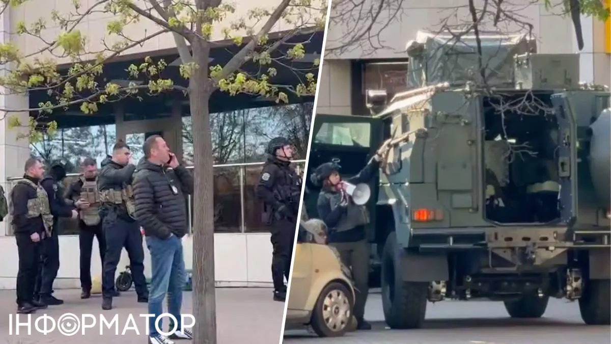 На місце події прибув міністр внутрішніх справ Ігор Клименко (перший зліва), проводяться переговори