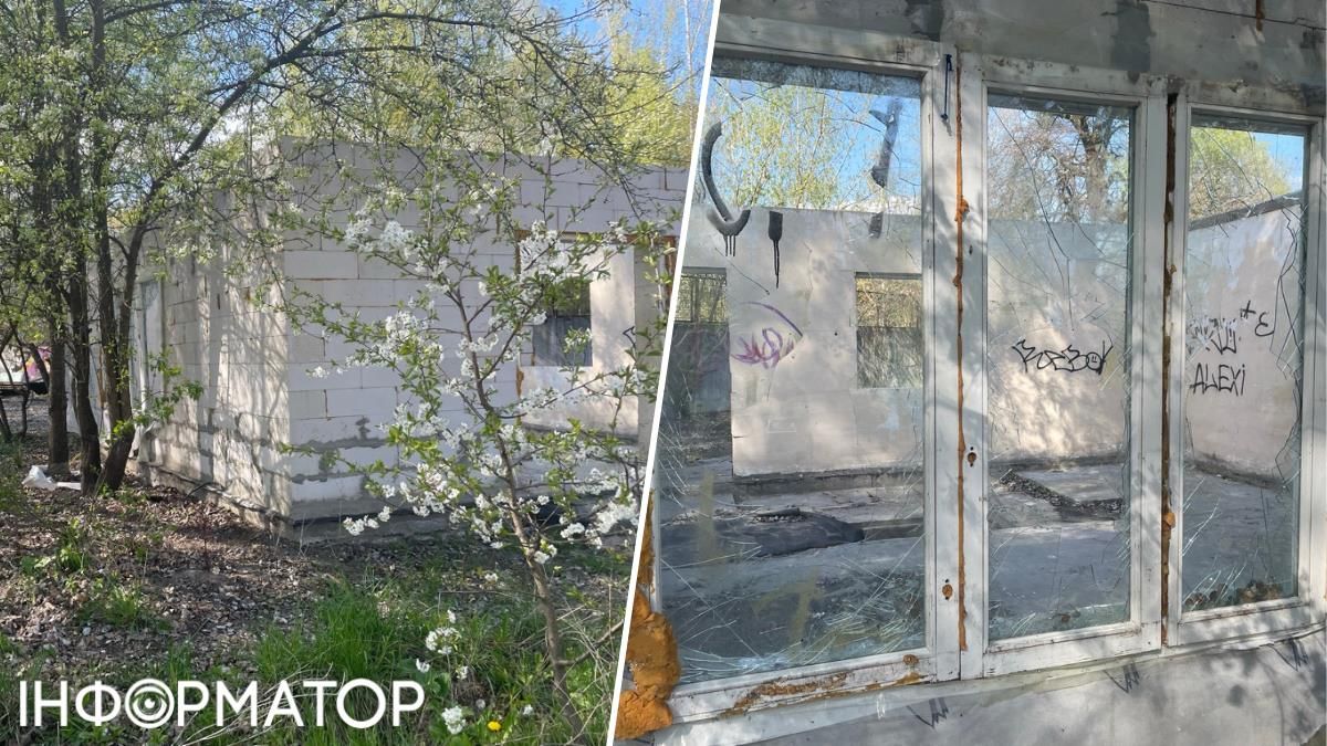 Від кафе лишився самий "остов"-недобуд з піноблоків, власник почав навіть встановлювати склопакети - але будівництво довелося зупинити, як незаконне