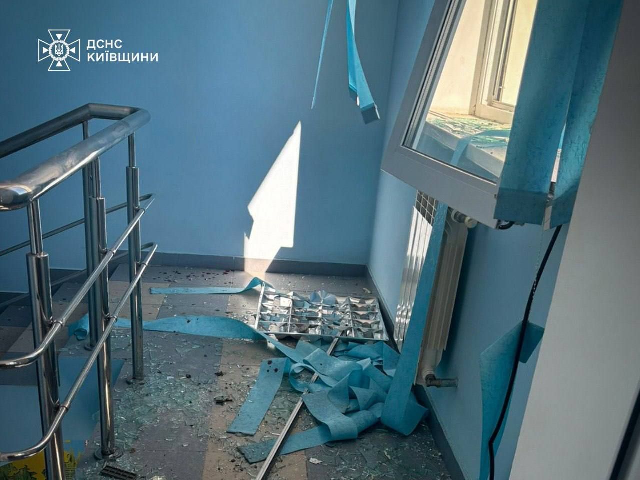 Россияне уничтожили молокозавод Яготинское возле Киева - уже четверо погибших 2