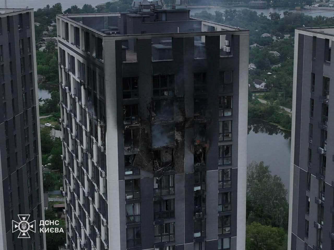 Столиця пережила жорстоку масовану атаку, фото: ДСНС Києва