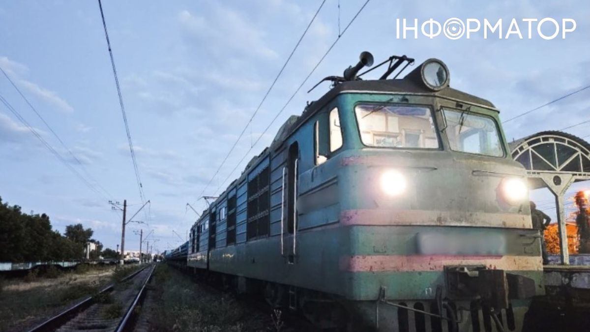 Після загибелі жінки на коліях в Ірпені на вокзалі пришвидшили ремонт підземного переходу