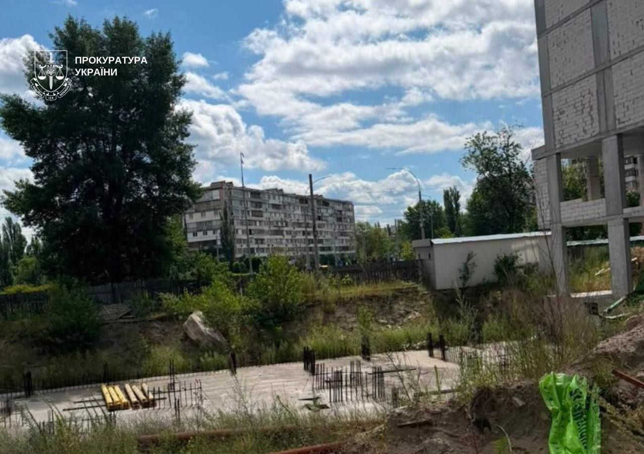 В Киеве сообщили о подозрении Шарию - эксдиректор КП Спецжилфонд потерял 13,8 млн грн 1