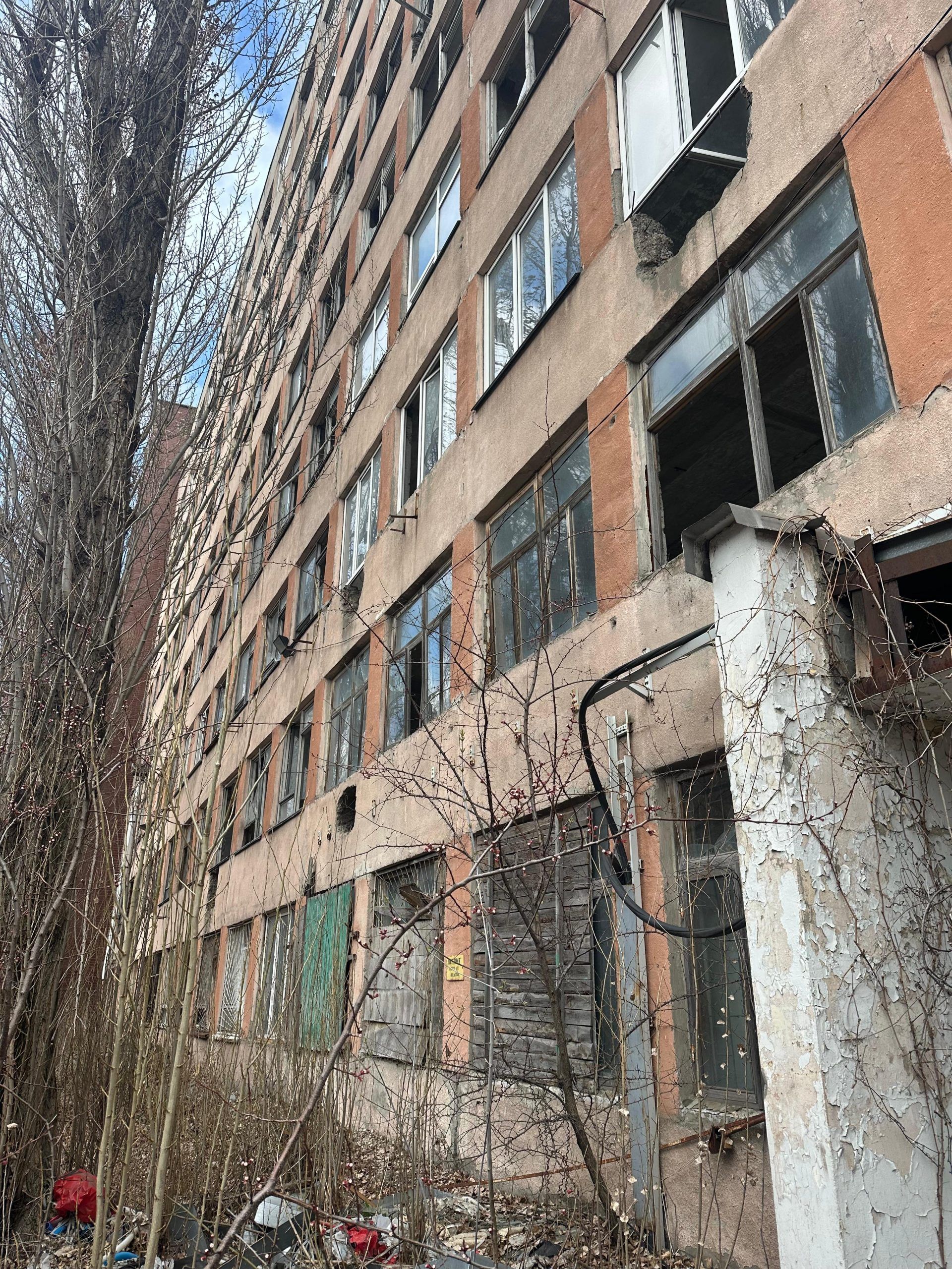Будівля колишнього мотоциклетного заводу Будівля колишнього мотоциклетного заводу