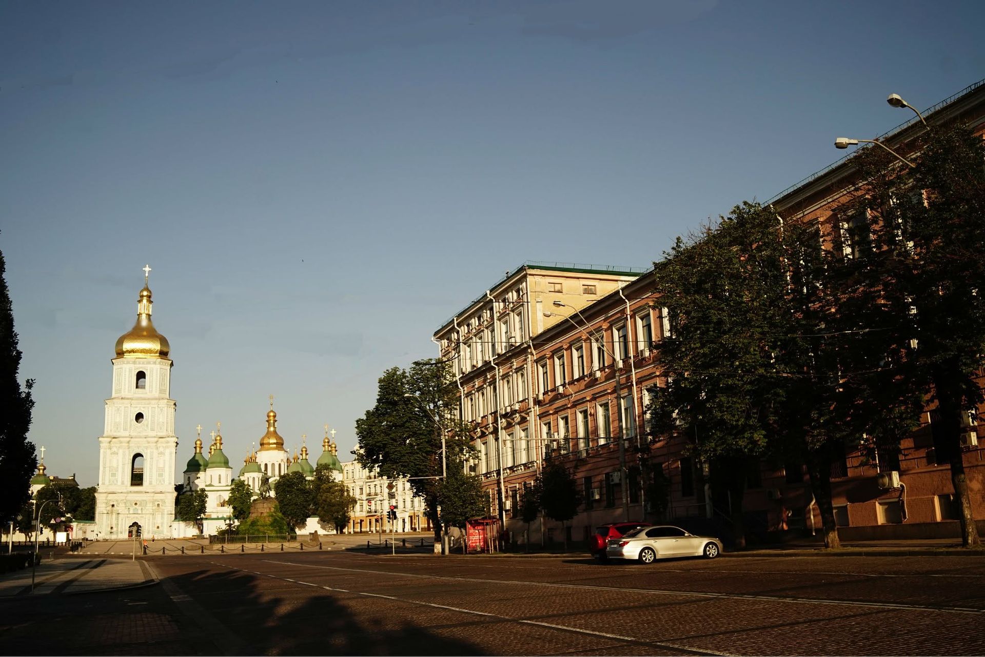 суд