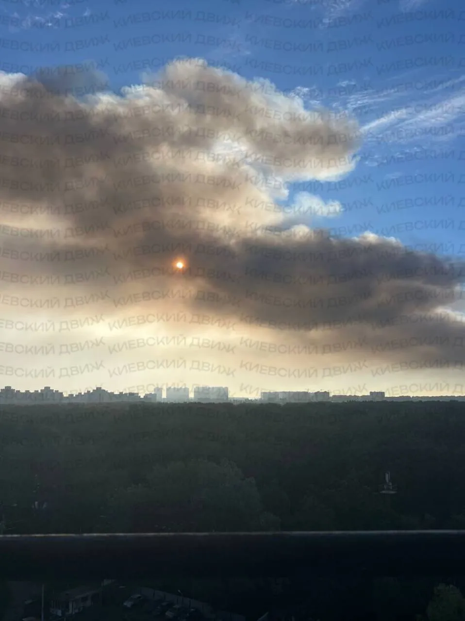 Дым над городом утром 2 сентября