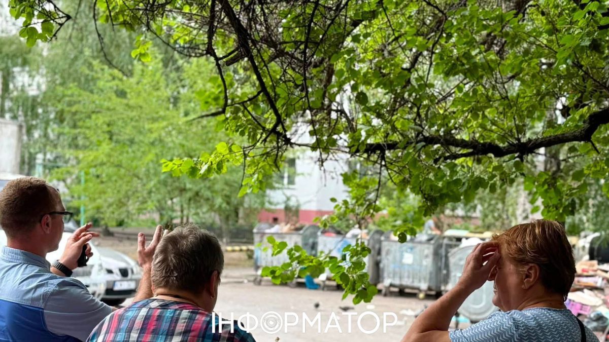 сміття на ярмарку