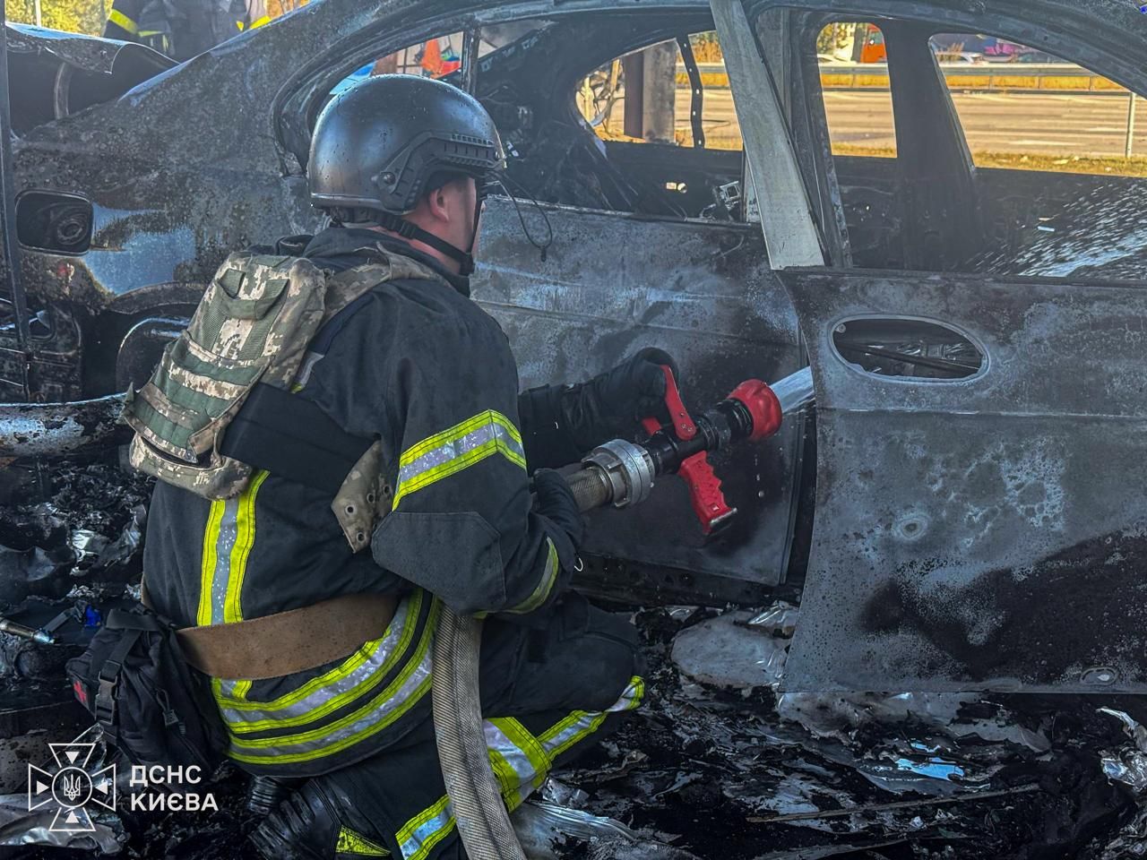 Удар по АЗС в Киеве травмировал трех человек Удар по АЗС в Киеве 10 сентября