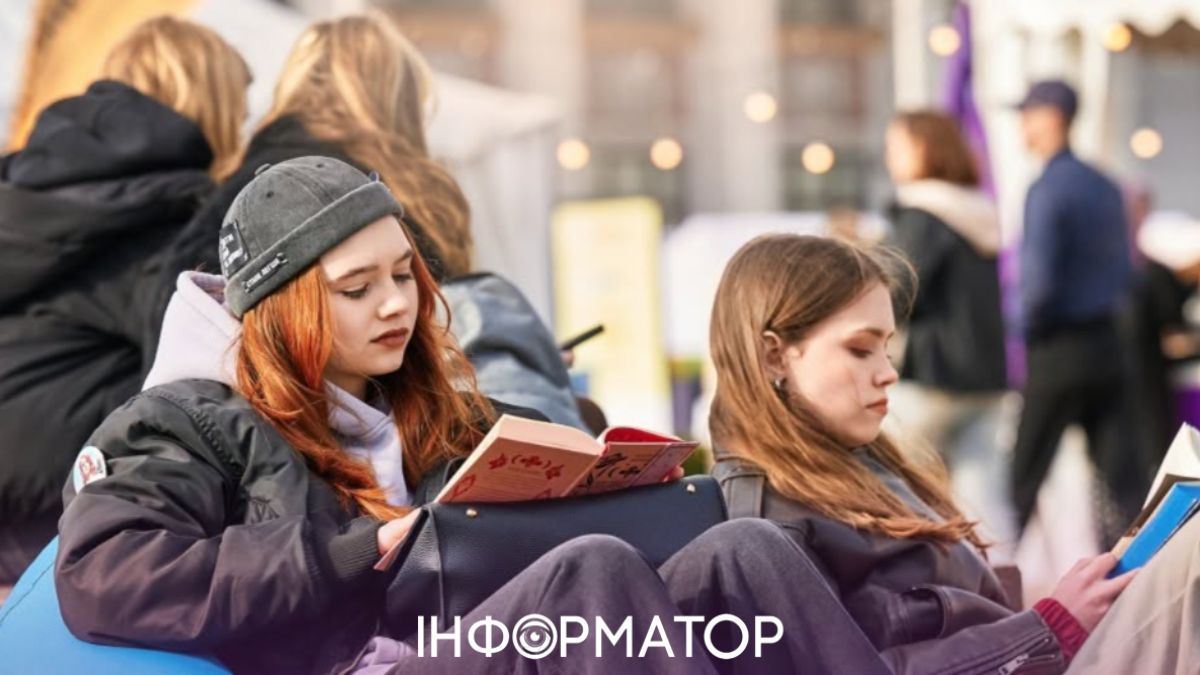 Замість фестивалю Книжкова країна у Києві проведуть менші за масштабом заходи з презентаціями й автограф-сесіями