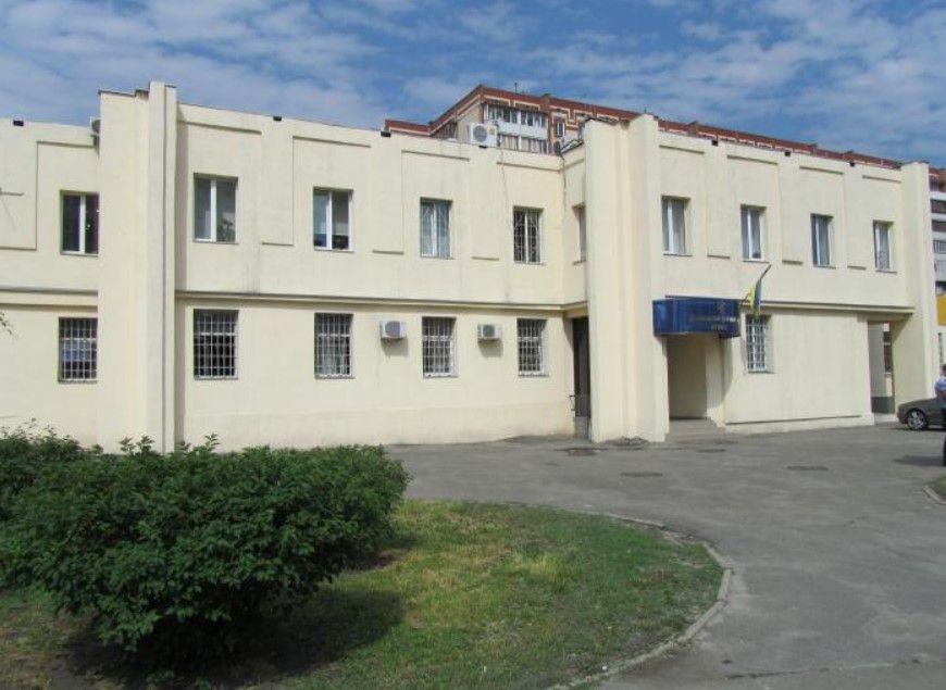 суд
