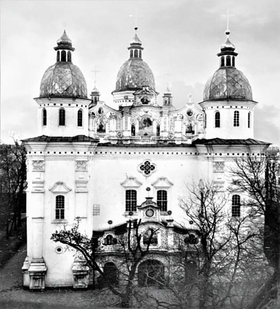 Богоявленський собор у 1935 році з західного боку Богоявленський собор у 1935 році з західного боку