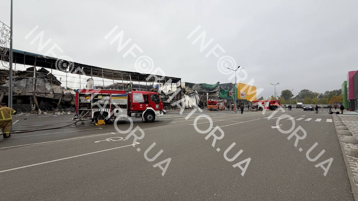 На Почайной разрушены сразу несколько торговых центров, горели JYSK и Auchan - фото 2