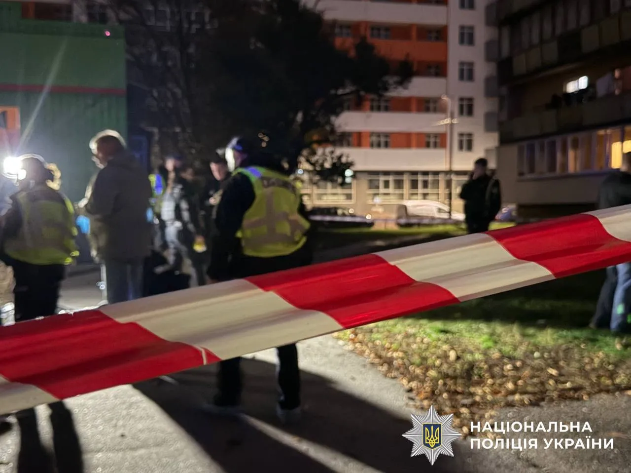 Полиция работает на месте стрельбы, фото: Национальная полиция Украины