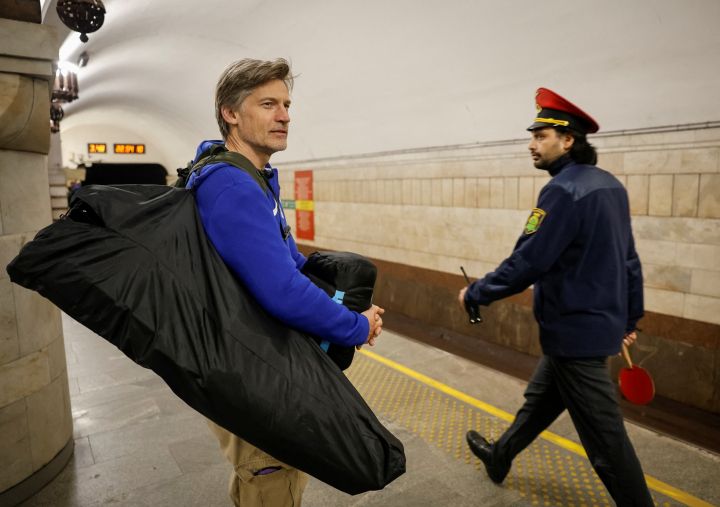 Джеймі Ланністер з Гри престолів провів ніч у метро. Фото: Reuters Джеймі Ланністер з Гри престолів Фото: Reuters