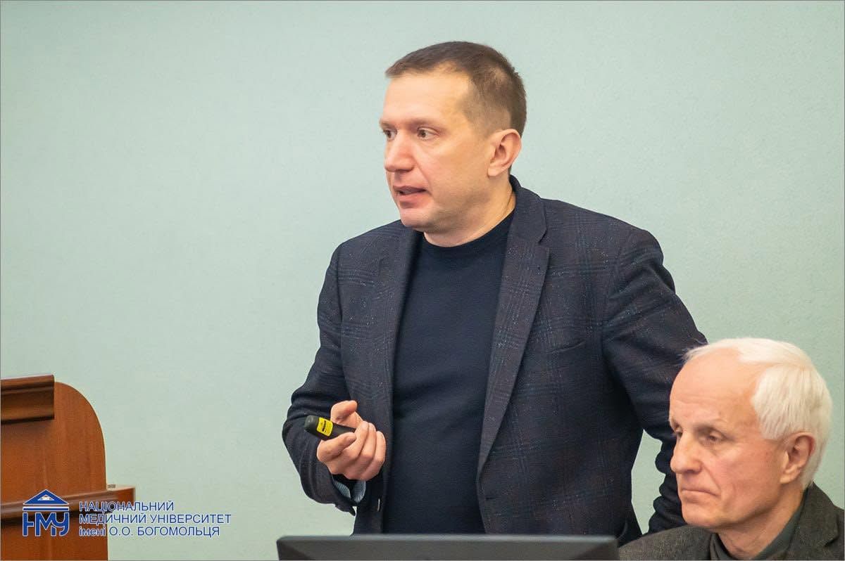 Кучин прокомментировал подозрение в служебной халатности Это дискредитация – ректор Медуниверситета Богомольца Кучин о подозрении в служебной халатности.