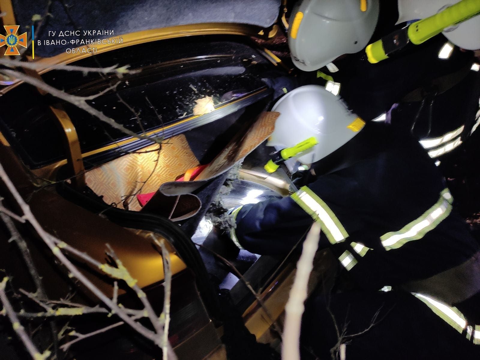 В Коломиї зіштовхнулись Peugeot і Toyota: постраждали троє, загинула 5-місячна дитина 1