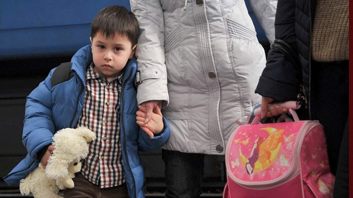 У Коломиї починають збір речей для надання притулку переселенцям