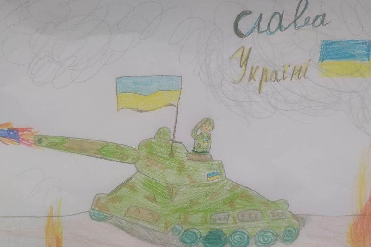 Малюнки українських дітей війни передадуть у Гаагу 6