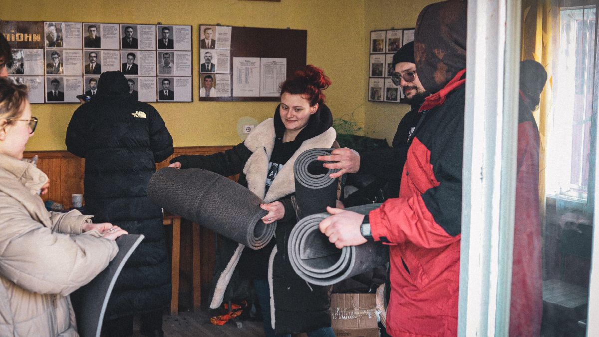 Коломия: волонтерка у шаховому