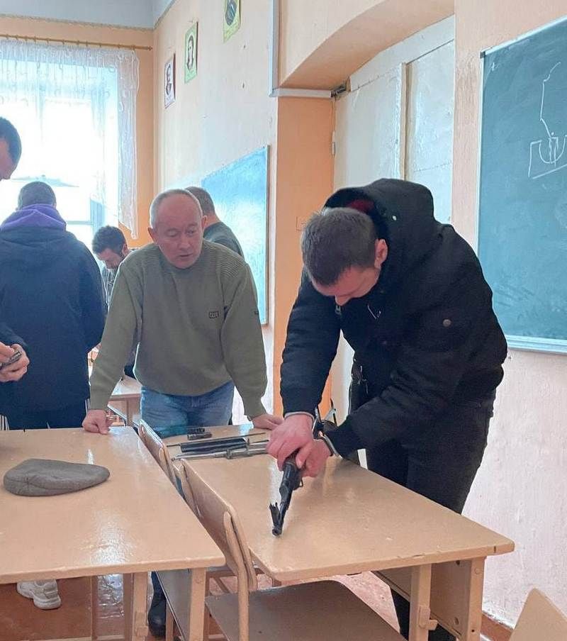 Коломиян навчають захищати Україну та рятувати життя 4