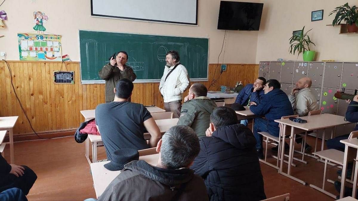 Коломиян навчають захищати Україну та рятувати життя 2