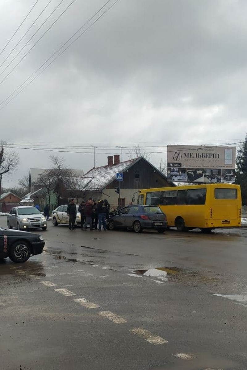 В Коломиї сталася аварія 1