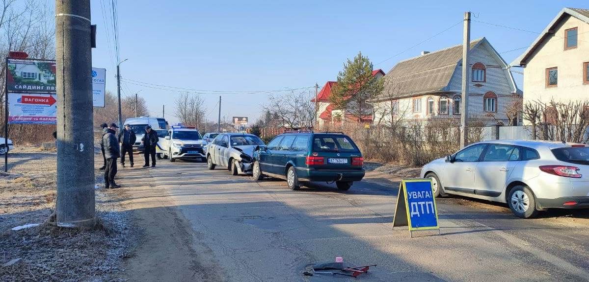 Ранкова ДТП у Коломиї: зіштовхнулись Daewoo та Volkswagen 1