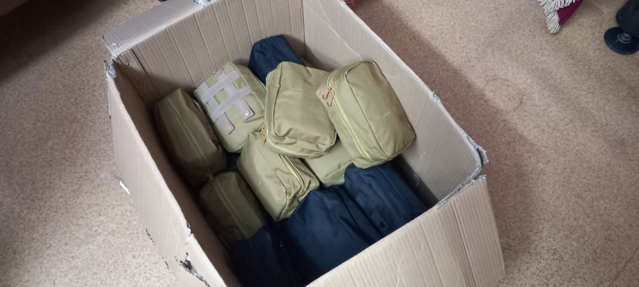 Аптечки для військових - кропітка робота студенток та викладачів Коломийського індустріально-педагогічного коледжу 1