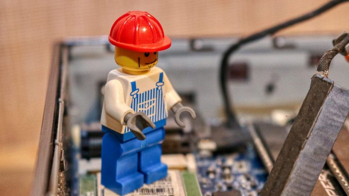 Робота у Коломиї. Вакансії від "Прикарпаттяобленерго"