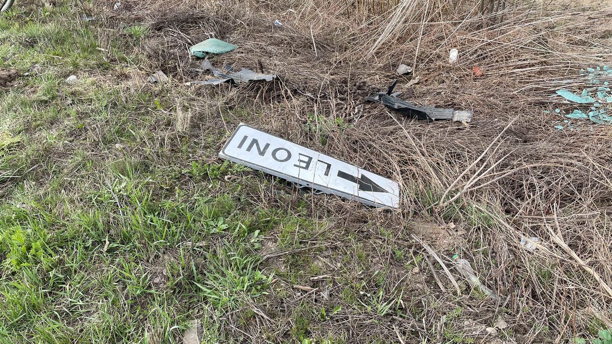 На об'їзній дорозі під Коломиєю авто злетіло у кювет 5