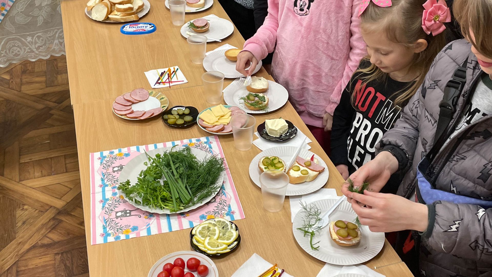 Маленький майстер-шеф: у Коломиї дітей вчать готувати прості страви 3