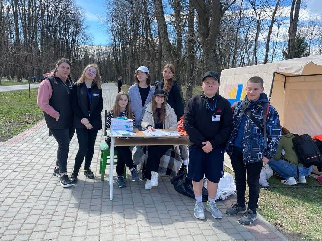 Корисний вихідний: парк Шевченка у Коломиї став чистішим 5