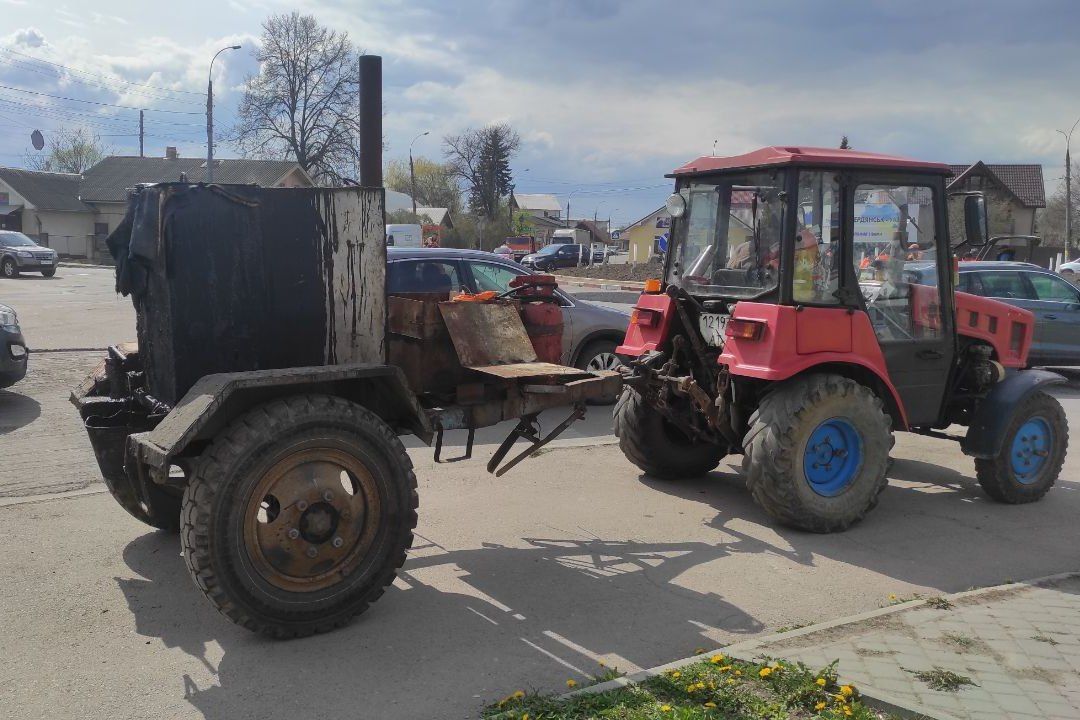 Триває ремонт кільцевої біля автостанції 2