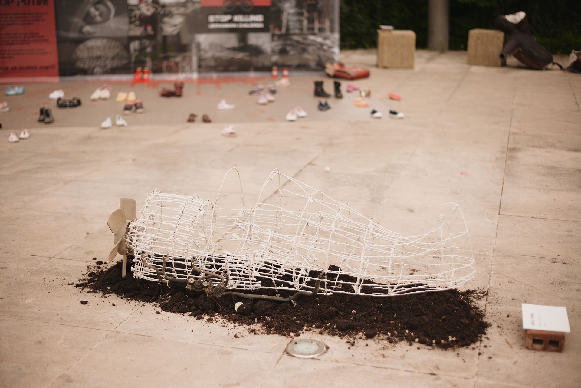 Бухарест з Україною: мистецький протест просто неба 3