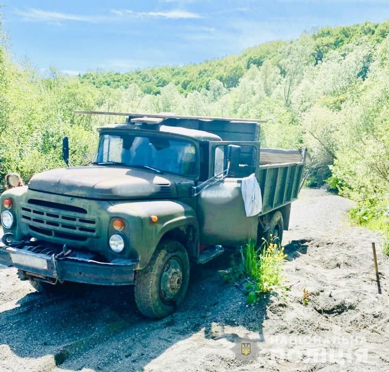 Гравійники на Коломийщині знову взялися за свою брудну справу 1