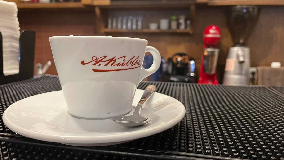 Бульвар з ароматом кави 8