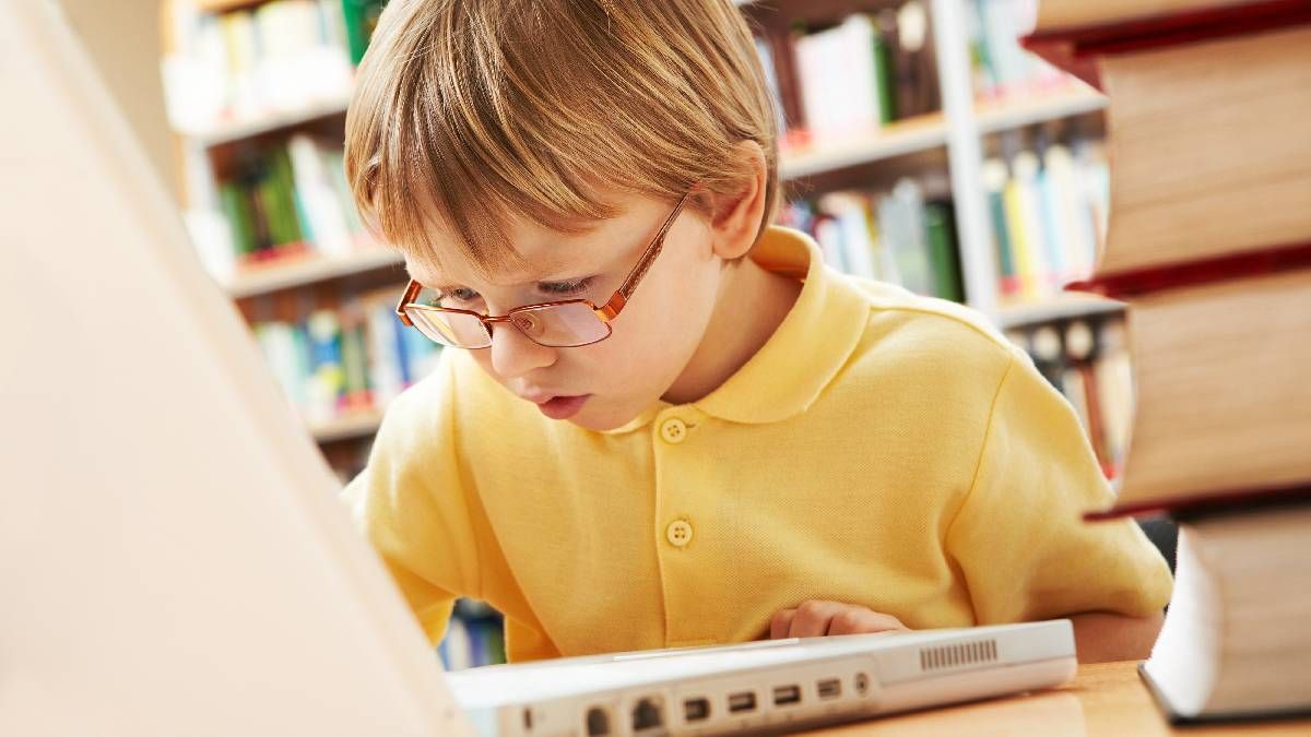 В Україні планують оновити шкільний курс з інформатики | Open call для вчителів