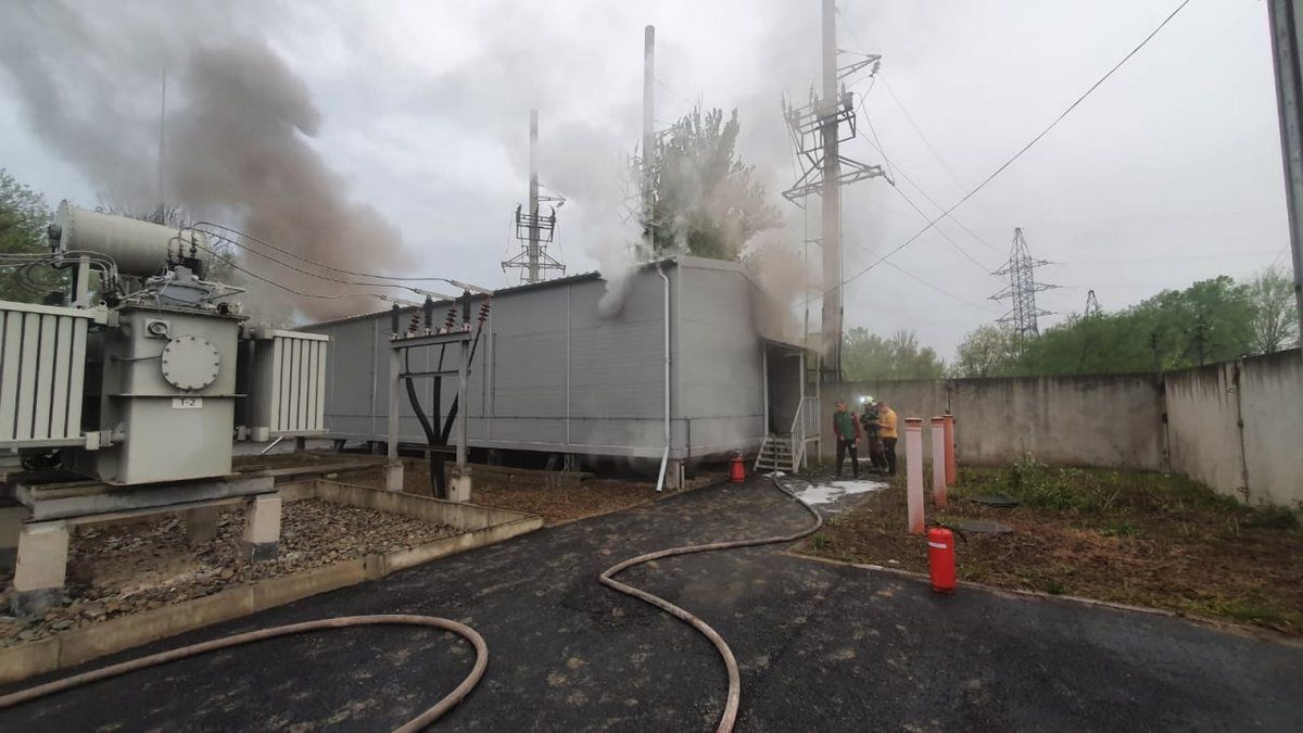 На Коломийщині горіла розподільча підстанція 2