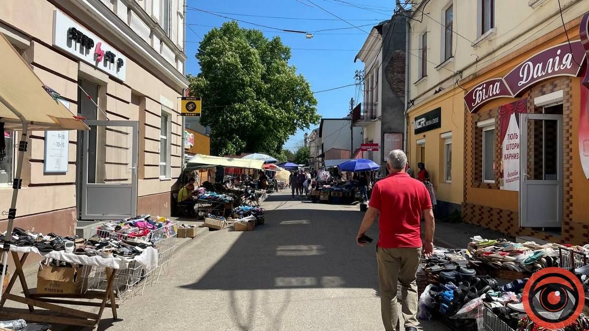 Недовго тішились: середмістя Коломиї знов помалу перетворюється на Шанхай 5