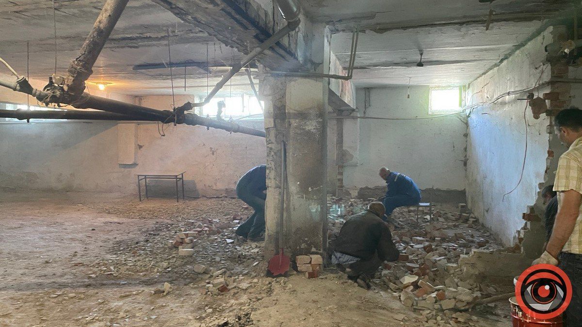 Аби дітям було комфортно: у Коломийському ліцеї №1 облаштовують укриття 1