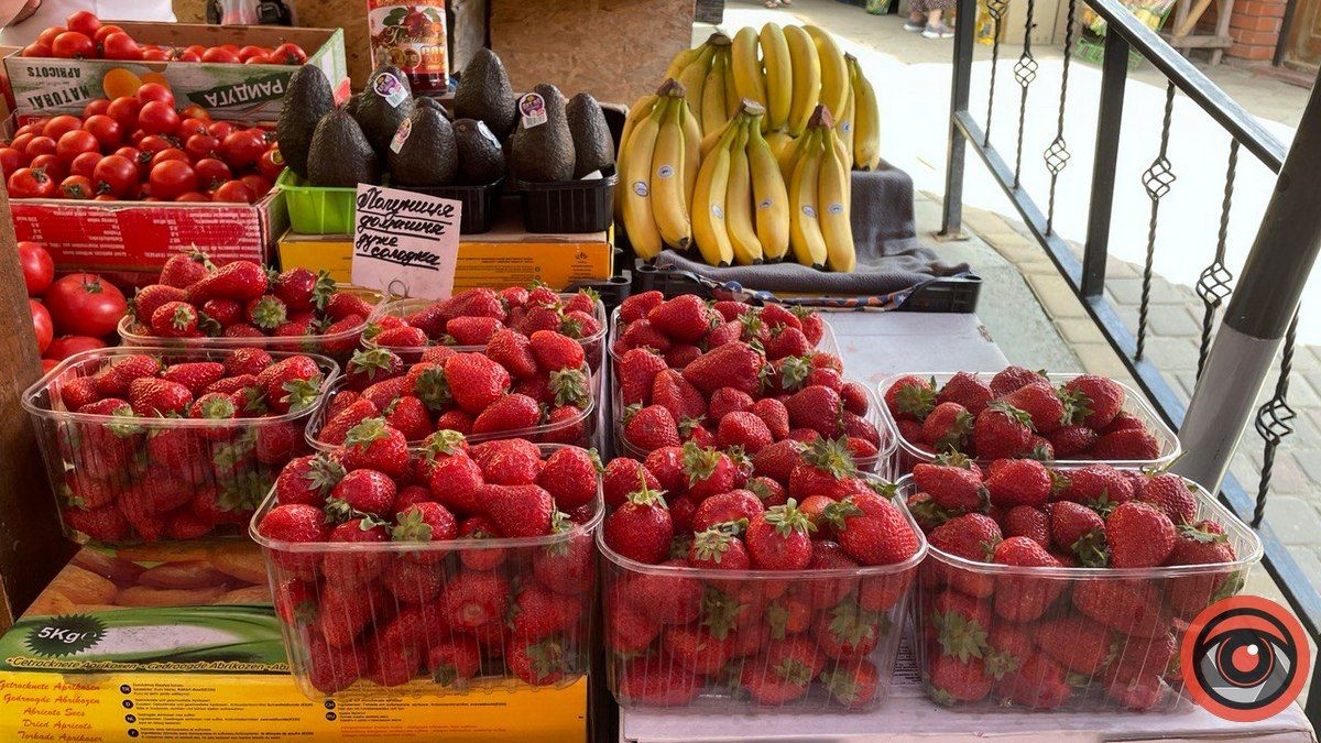 Подешевшання полуниці: скільки коштують ягоди у Коломиї 3