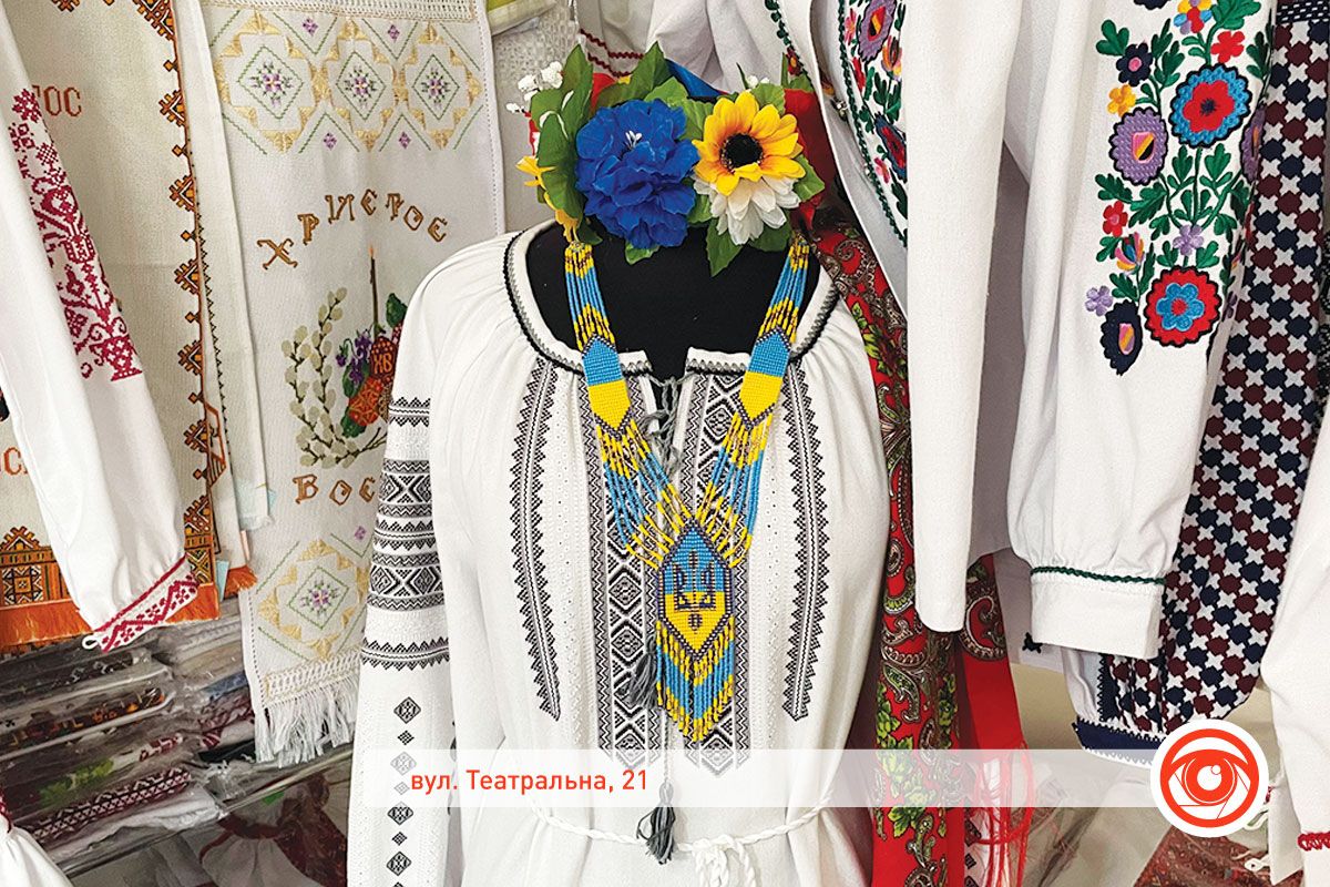 Топ-7 місць Коломиї, де можна придбати вишиванку 8