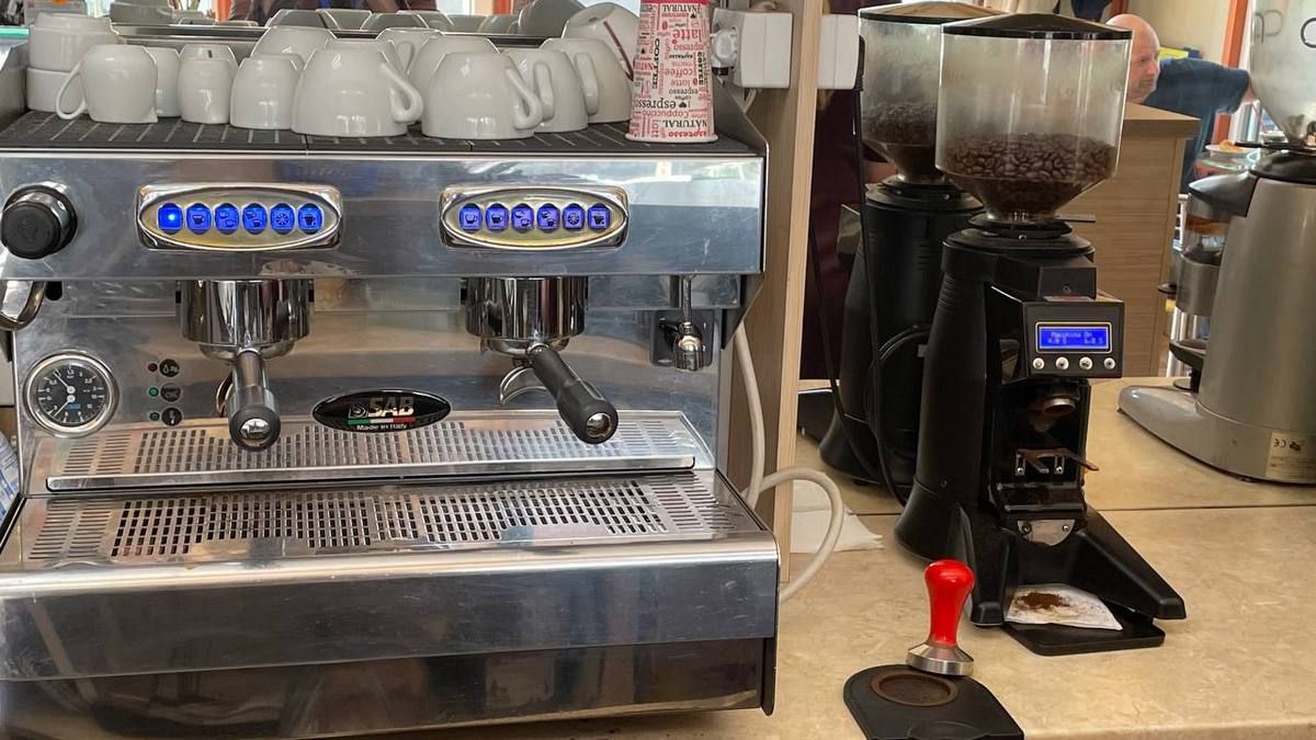 Бульвар з ароматом кави 31