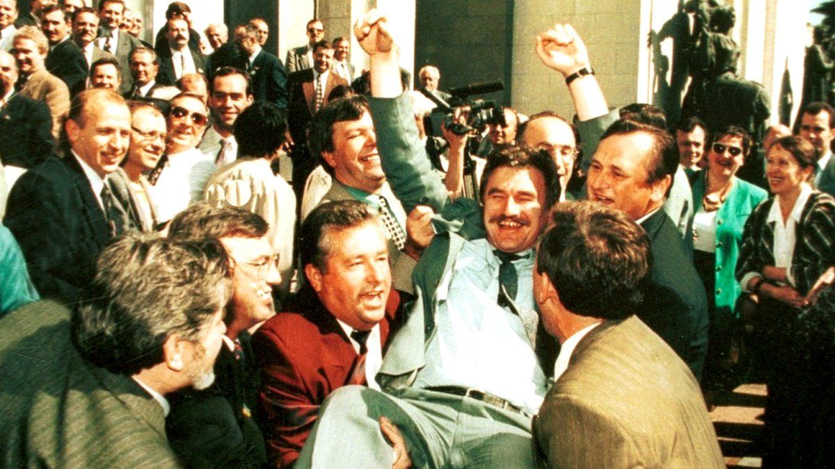 Як приймали Конституцію України | Спогади