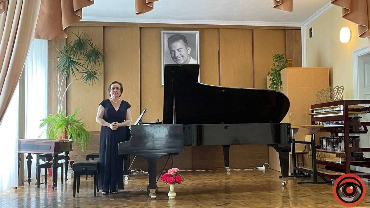 Ірина Зінець та Христина Сандецька дали концерт до 100-річння музичної школи в Коломиї 1