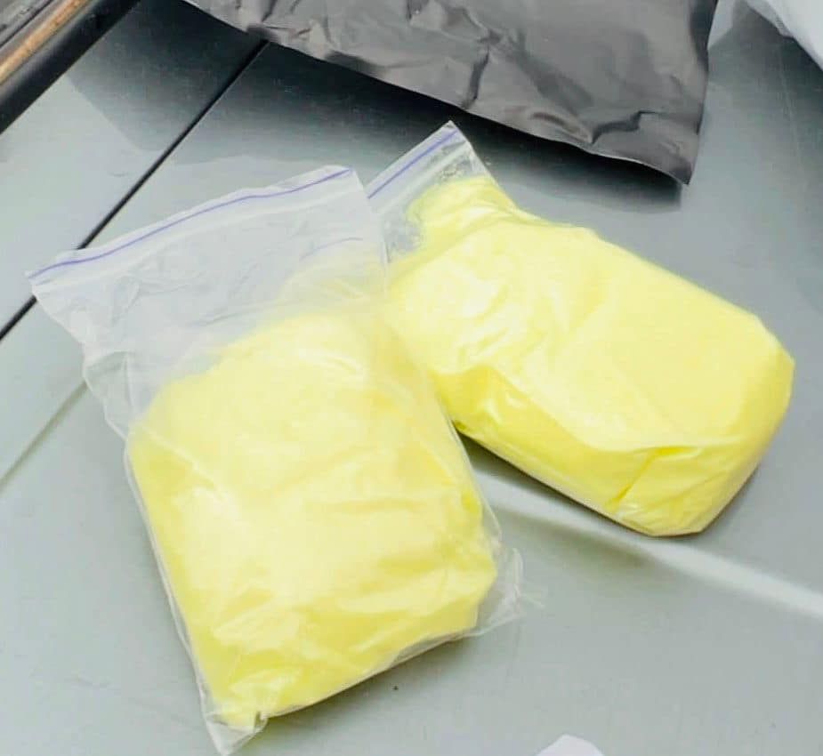 Прикарпатські поліцейські затримали наркокур'єра 5