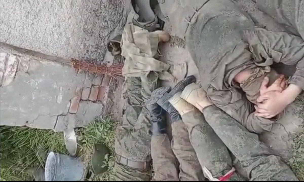 Бойовий медик захопив у полон 8 окупантів, які хотіли вкрасти форму ЗСУ 2