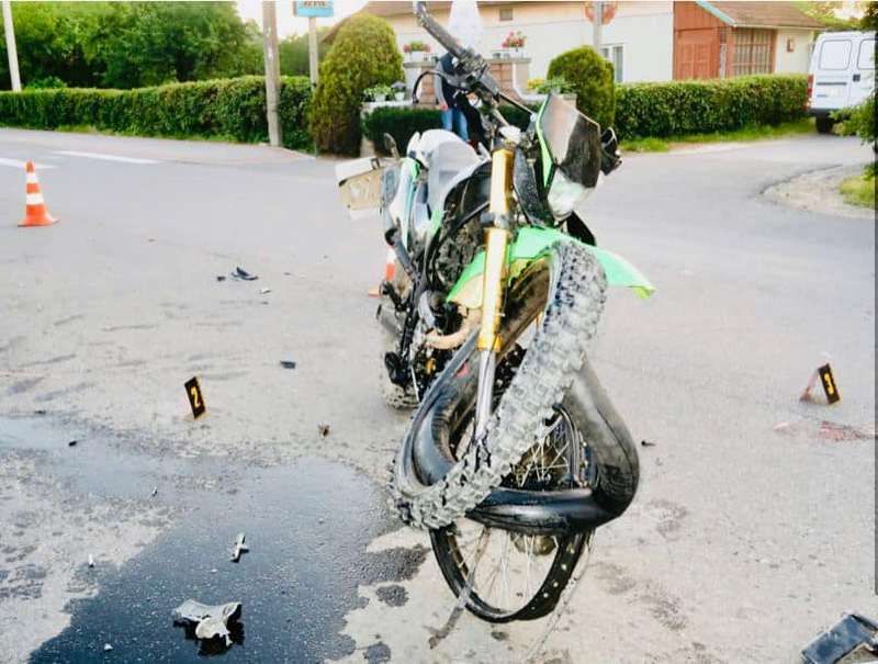 За вихідні на Прикарпатті сталося три аварії на мотоциклах, є загиблий 2