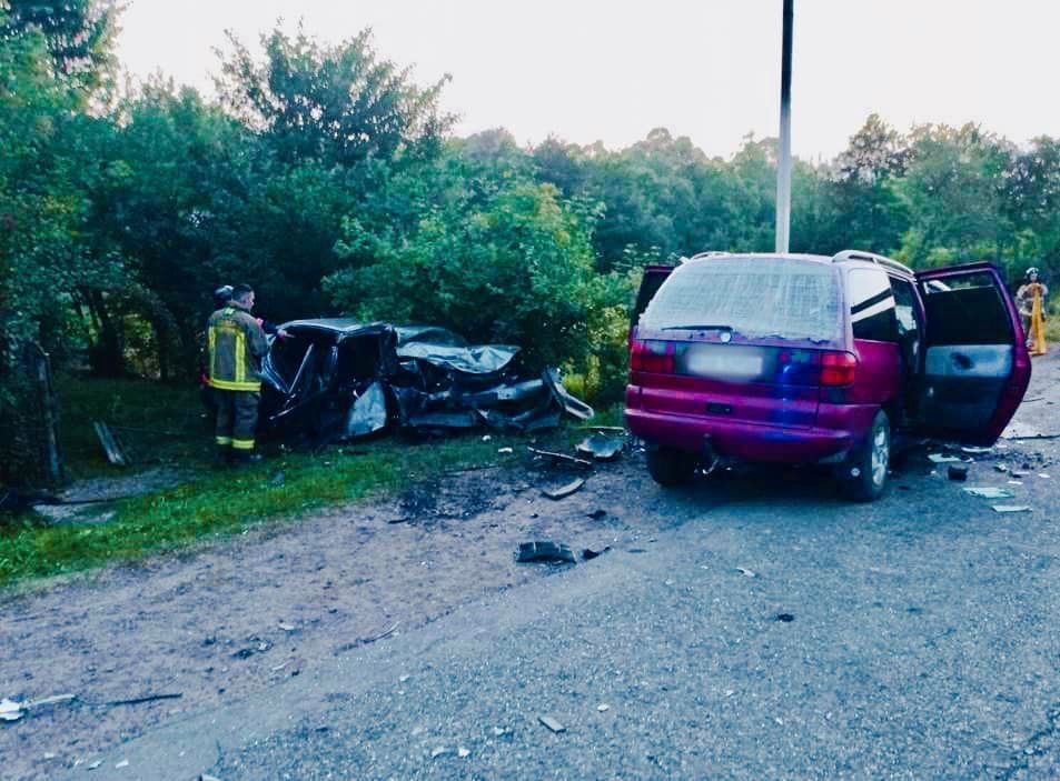 У ДТП на Прикарпатті загинуло двоє людей, ще троє - травмовані 3